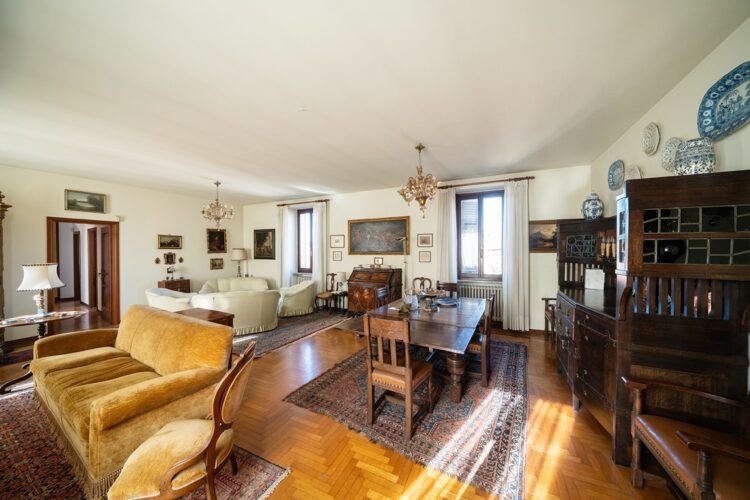Bianchini 031 1785142637 gallery 750x500
